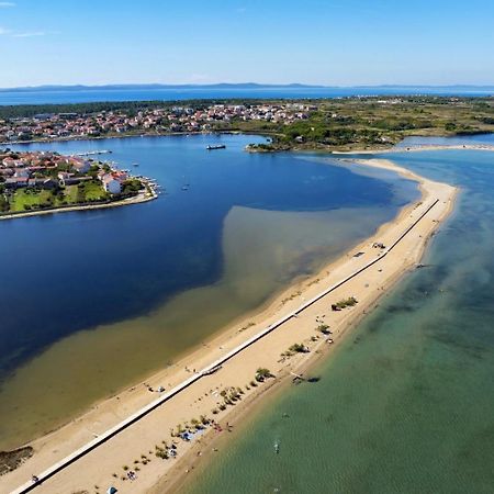 Apartments By The Sea Nin, Zadar - 15513 מראה חיצוני תמונה