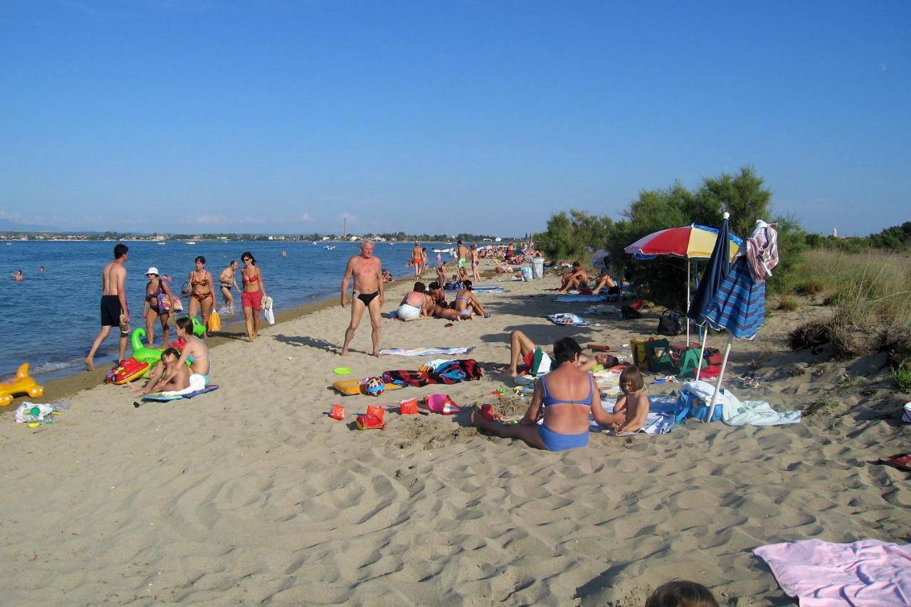 Apartments By The Sea Nin, Zadar - 15513 מראה חיצוני תמונה