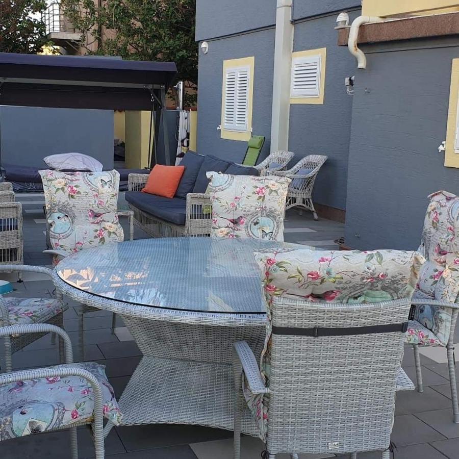 Apartments By The Sea Nin, Zadar - 15513 מראה חיצוני תמונה