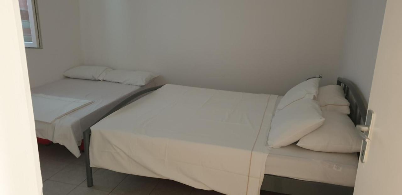 Apartments By The Sea Nin, Zadar - 15513 מראה חיצוני תמונה