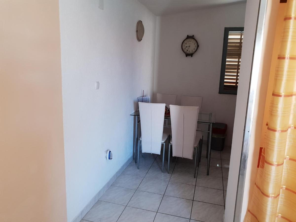 Apartments By The Sea Nin, Zadar - 15513 מראה חיצוני תמונה