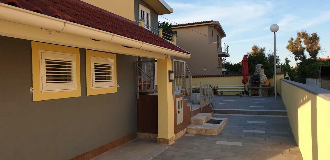 Apartments By The Sea Nin, Zadar - 15513 מראה חיצוני תמונה